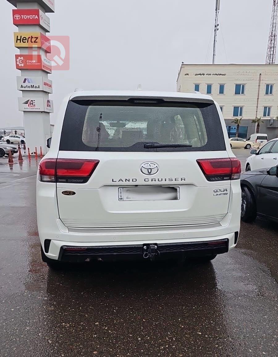 تويوتا لاندكروزر